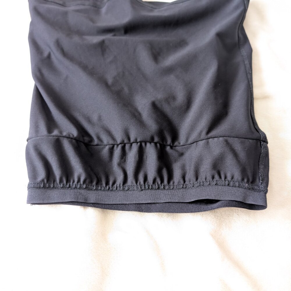3/$30 Cross strap athletic tank - Picture 3 of 4